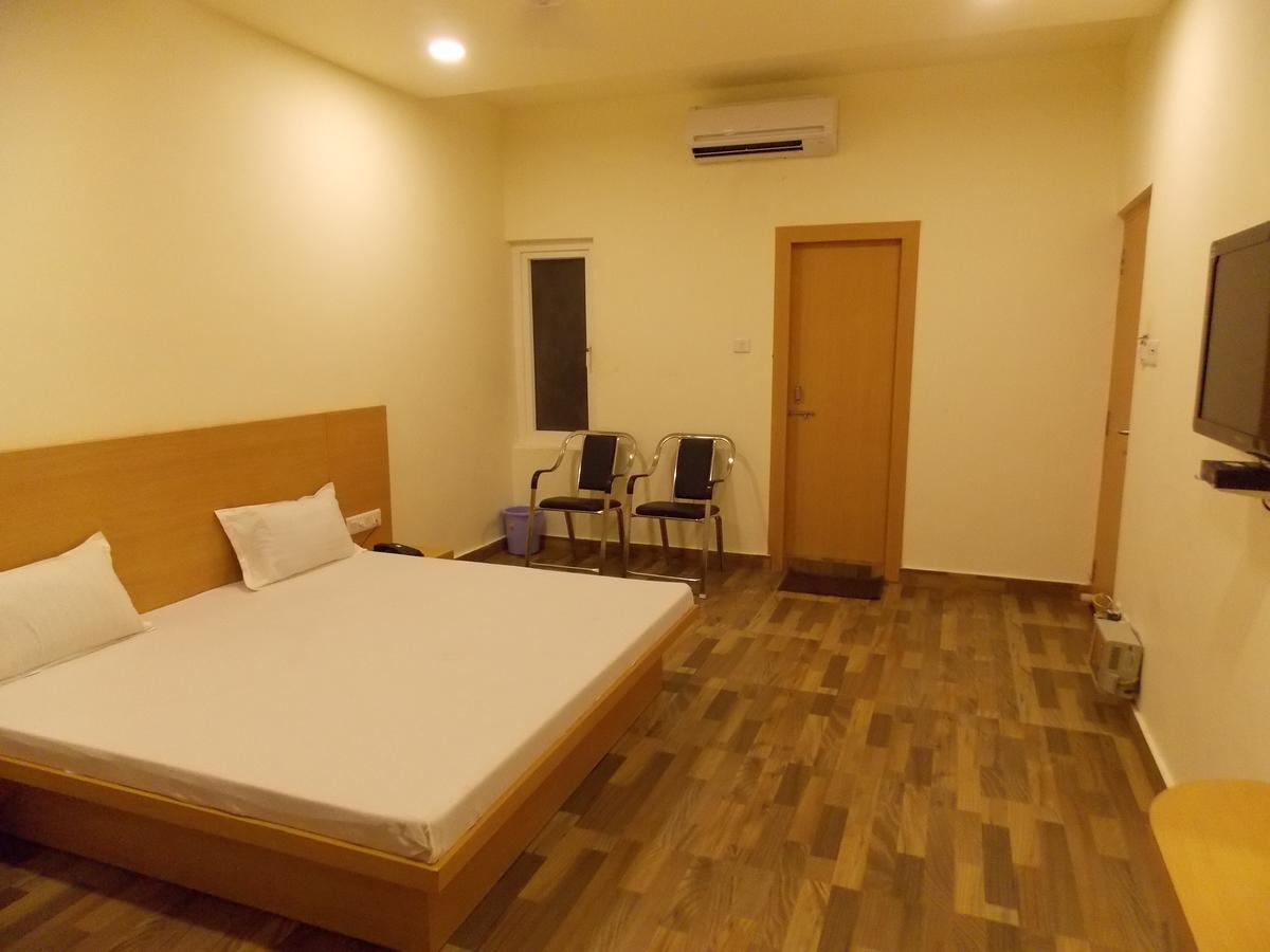 Nutan Hotel Balrāmpur Eksteriør bilde